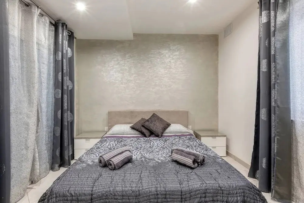 Luxury & Cosy 3 Bedroom Apt in Gzira, Close to Sliema & Stjulians by Walk