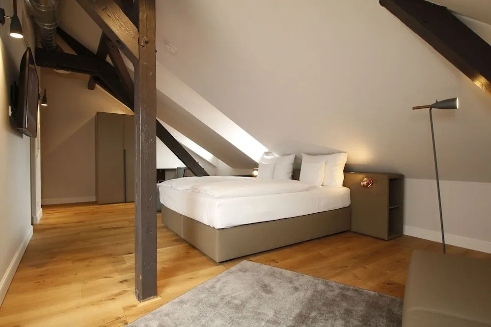 Amelie No 1 Hotel & Appartements