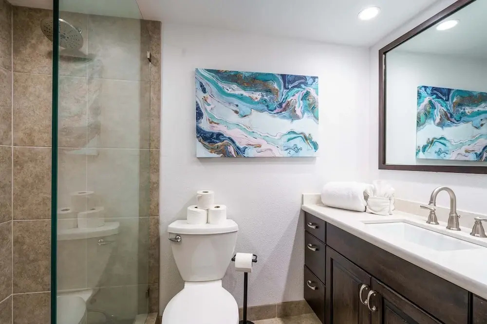 Kamaole Sands 3-308, Premier Location, Renovated, Large Lanai, Wi-fi, Split AC!