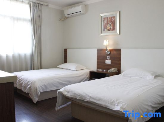 Jingcheng Business Hotel (Beijing Shilihe Metro Station)