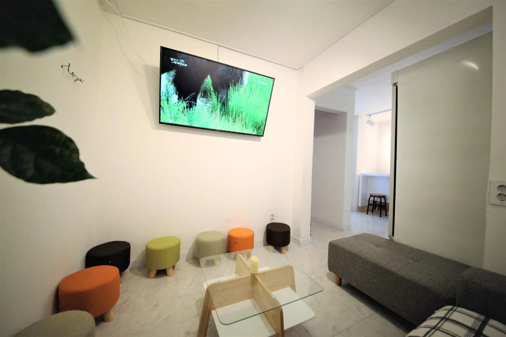 ZIBRO H guesthouse