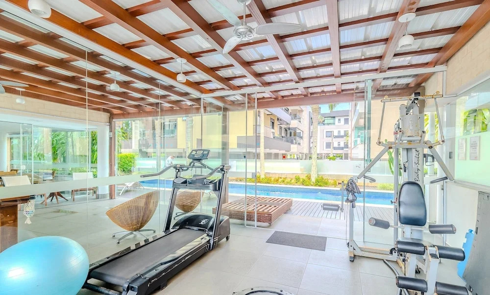 Beautiful Apart w/ Balcony 500m From Beach Nng0102