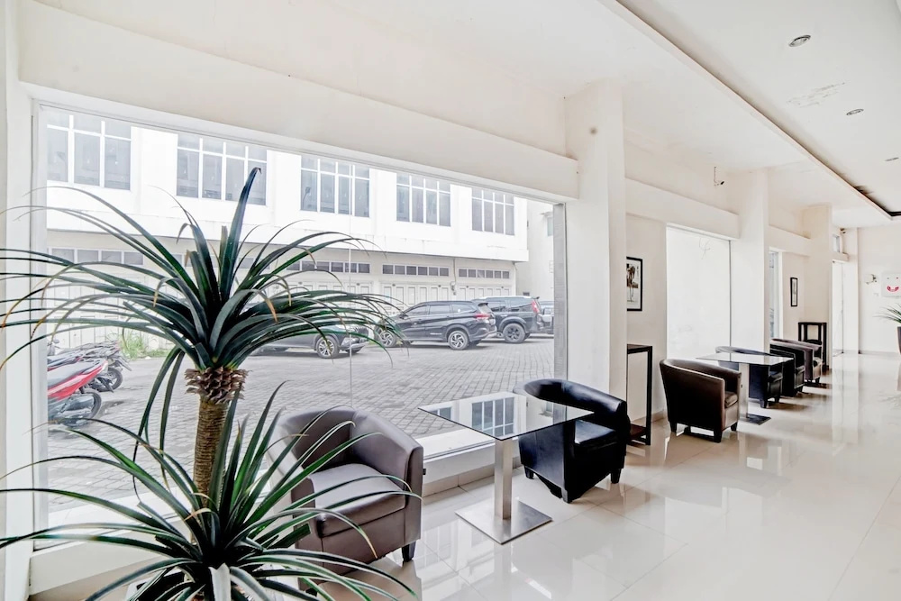 Stm Suite by OYO Rooms