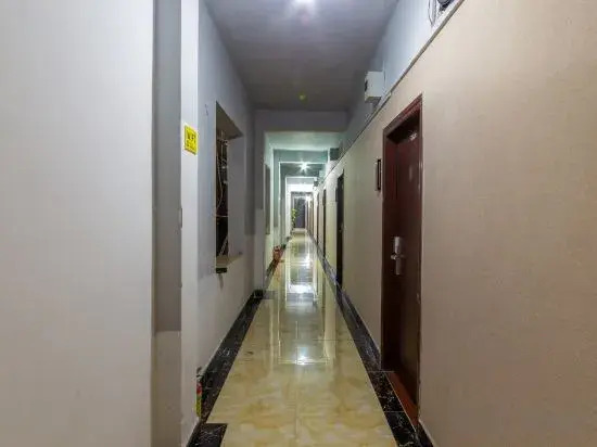 Ruzhijia Apartment