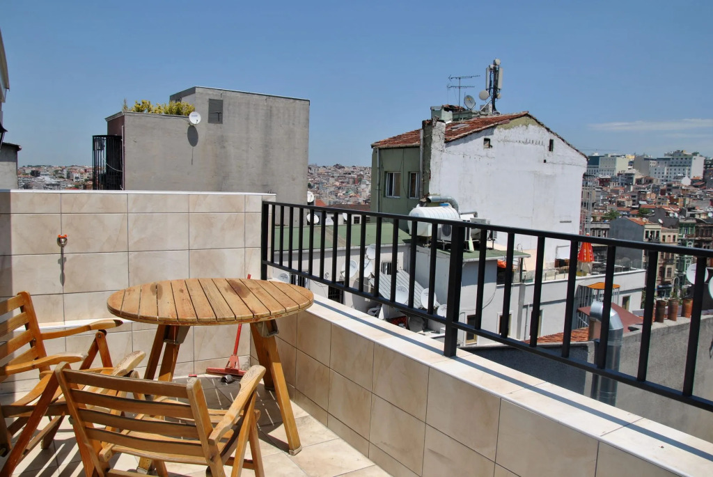Chillout Lya Hostel & Lounge