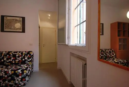 Andrea Da Faenza Halldis Apartment