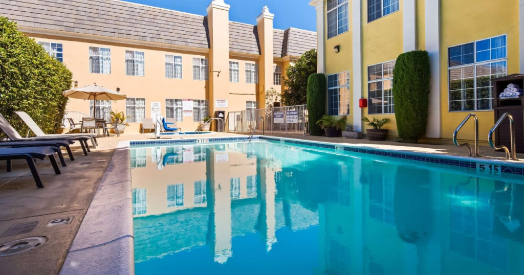 Best Western Plus San Pedro Hotel and Suites