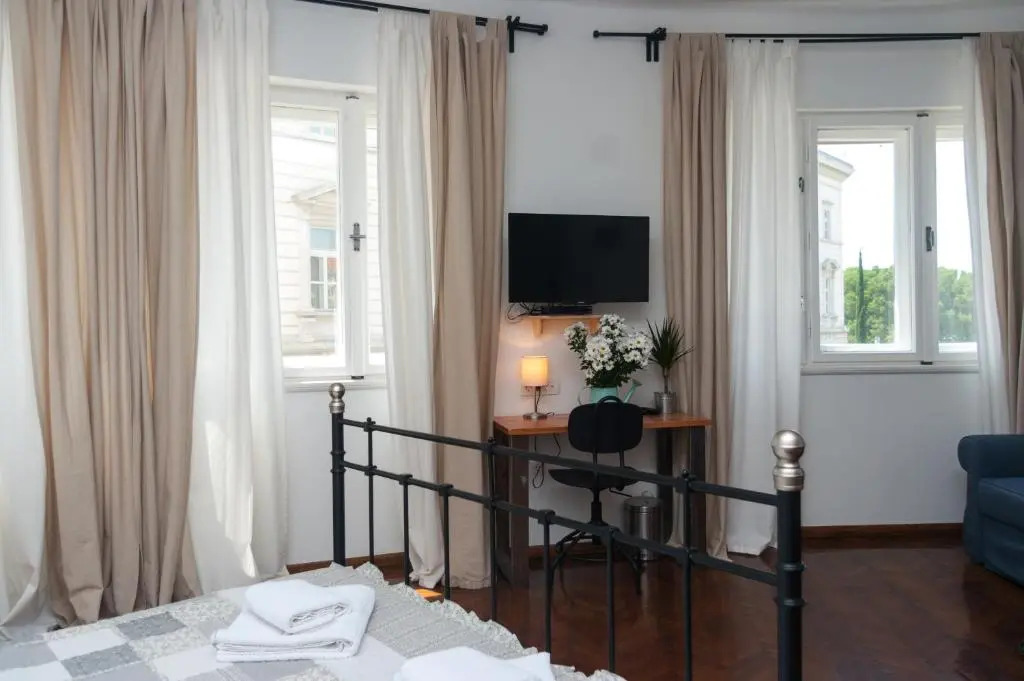 Indigo Inn Rooms