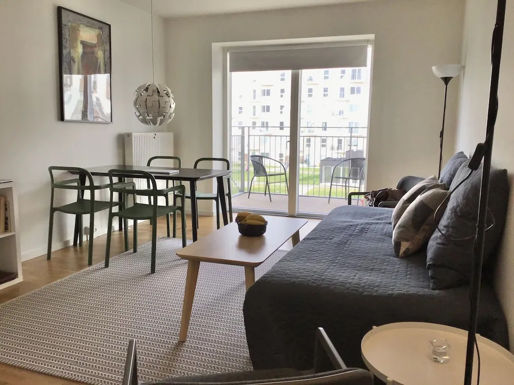 Modern One-bedroom Apartment With a Balcony in Copenhagen Ørestad