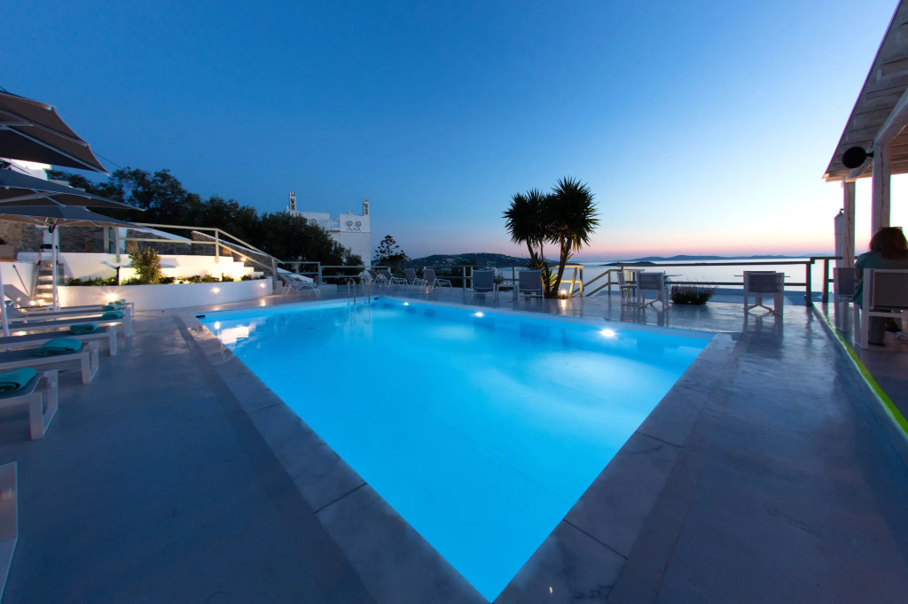 Tagoo Black Mykonos