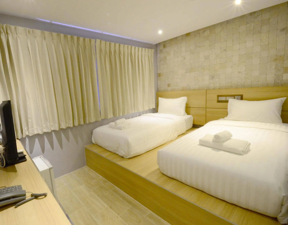 Gaam Hotel
