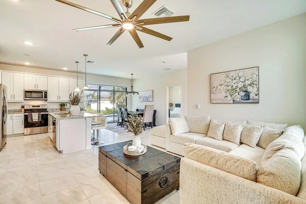 5 Mi To Beach: Cape Coral Escape W/ Patio & Grill!