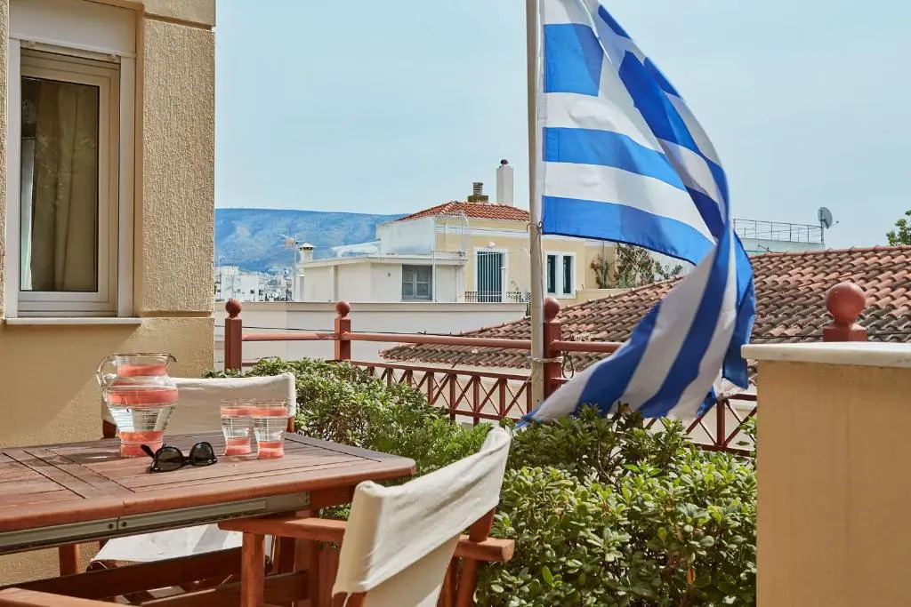 Parthenon house 3 min away from Acropolis.
