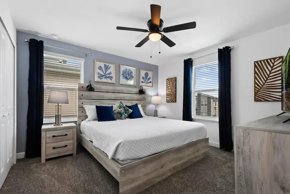 Lakeview Villa Near Disney with Pool & Resort