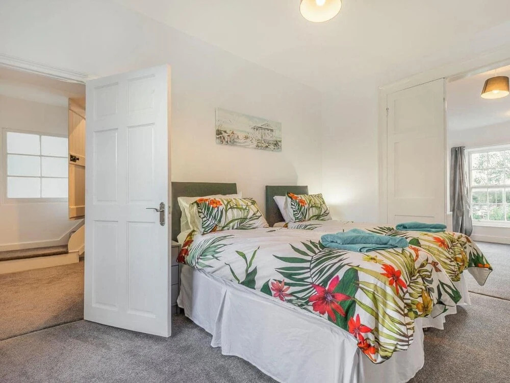 Lovely Villa 3 Kings 1double Sofa bed
