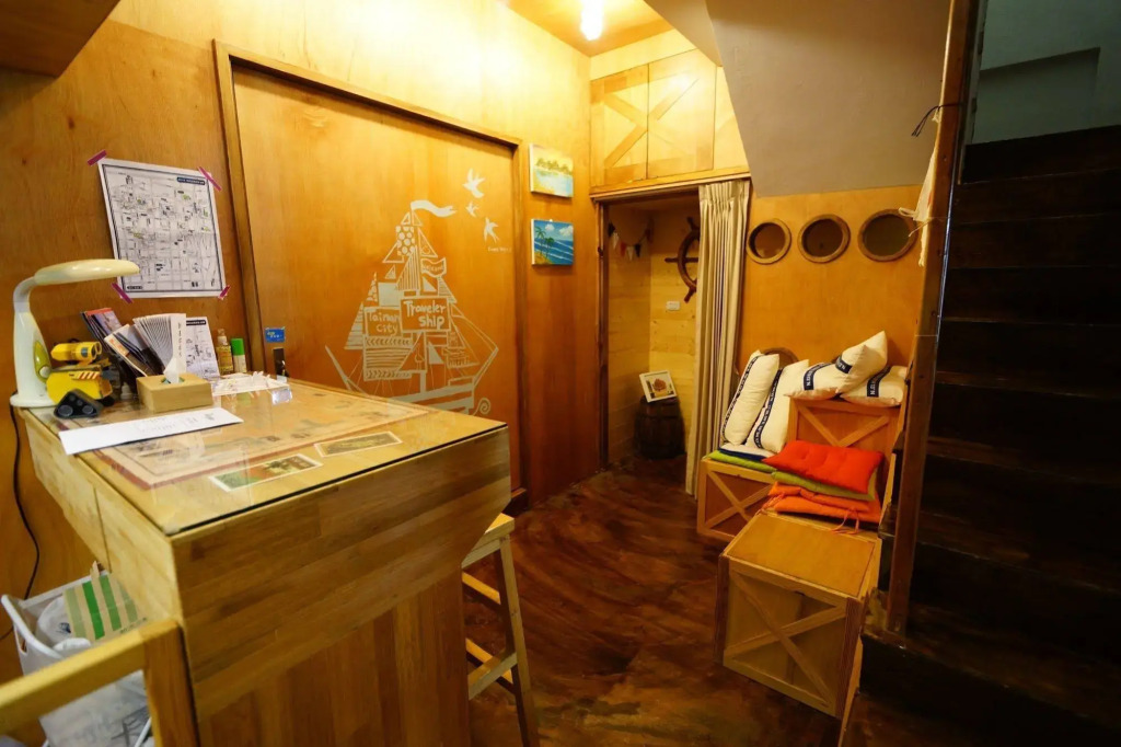 Dock Inn Tainan