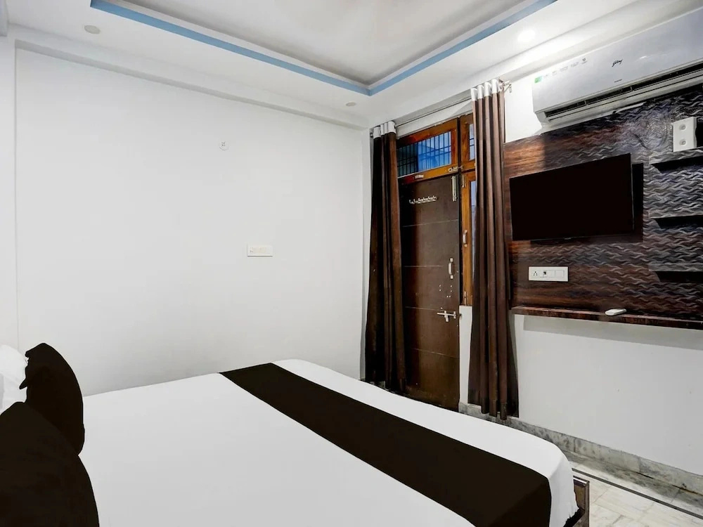 Hotel O Geeta Nagar Metro Station Formerly Mirage