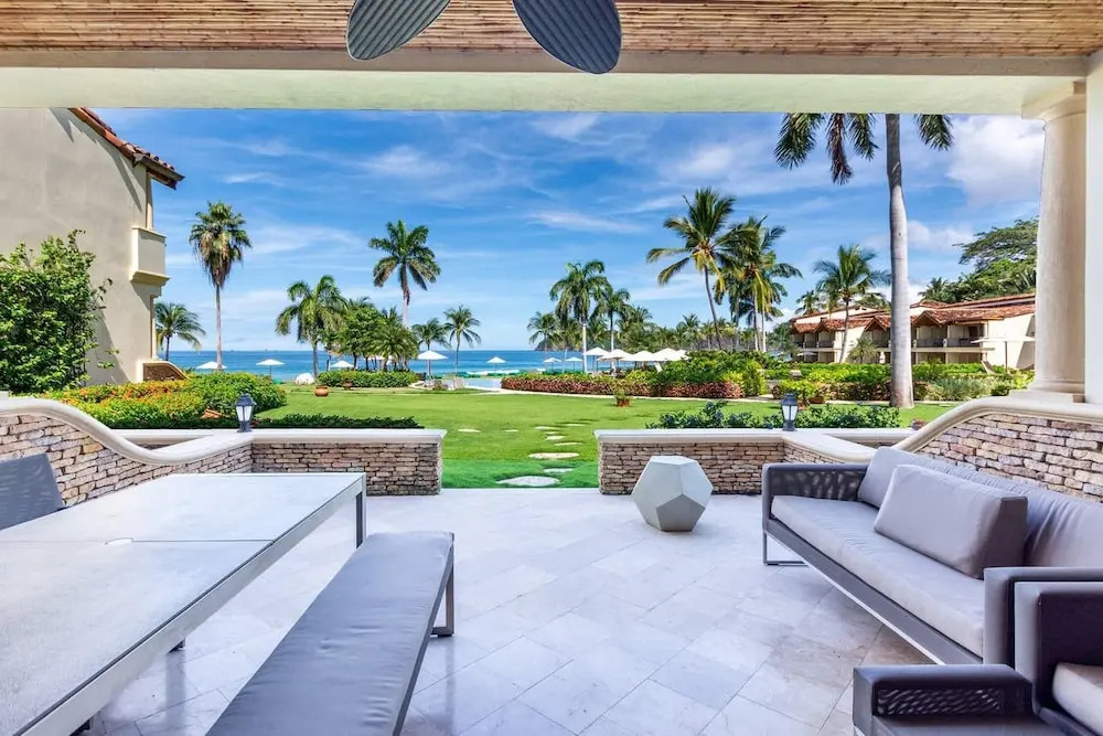 Spacious Open-Concept Condo with Stylish Design, Direct Beach Access & Resort-Style Amenities