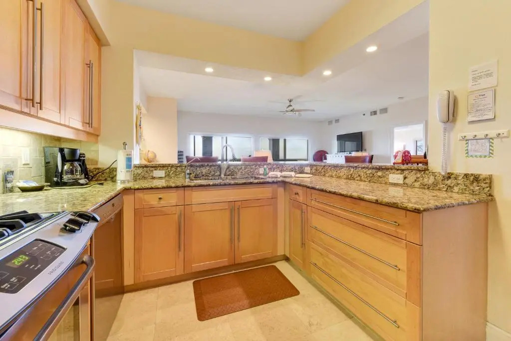 Bella Mar 202, 4 Bedrooms, Sleeps 8, Pool, Ocean Front, WiFi