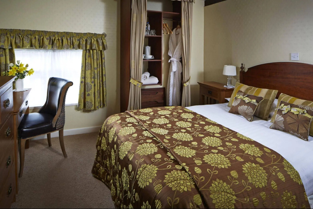 Drayton Court Hotel
