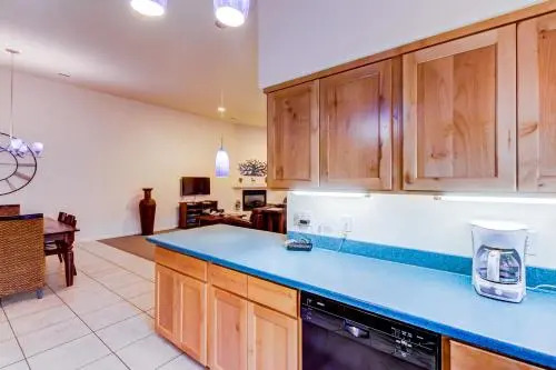 Cottonwoods 327