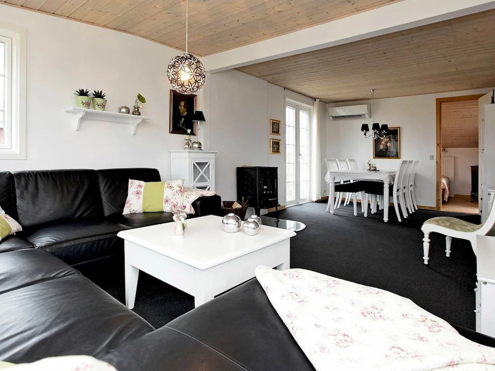 Luxurious Holiday Home in Hemmet With Private Whirlpool