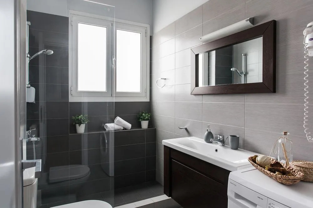 Syntagma Square Apartments by Livin Urbban