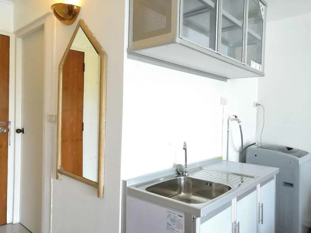 Near old city,Nimman,night Bazaar swimming pool apartment 25