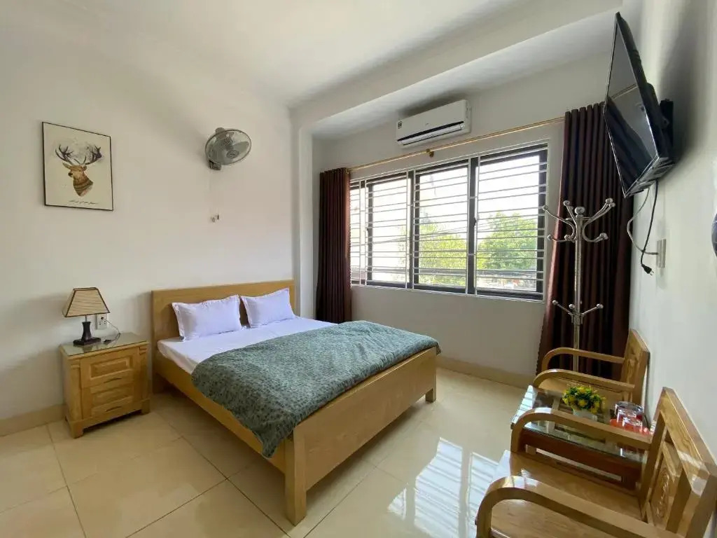 Nhà nghỉ Mạnh Bình