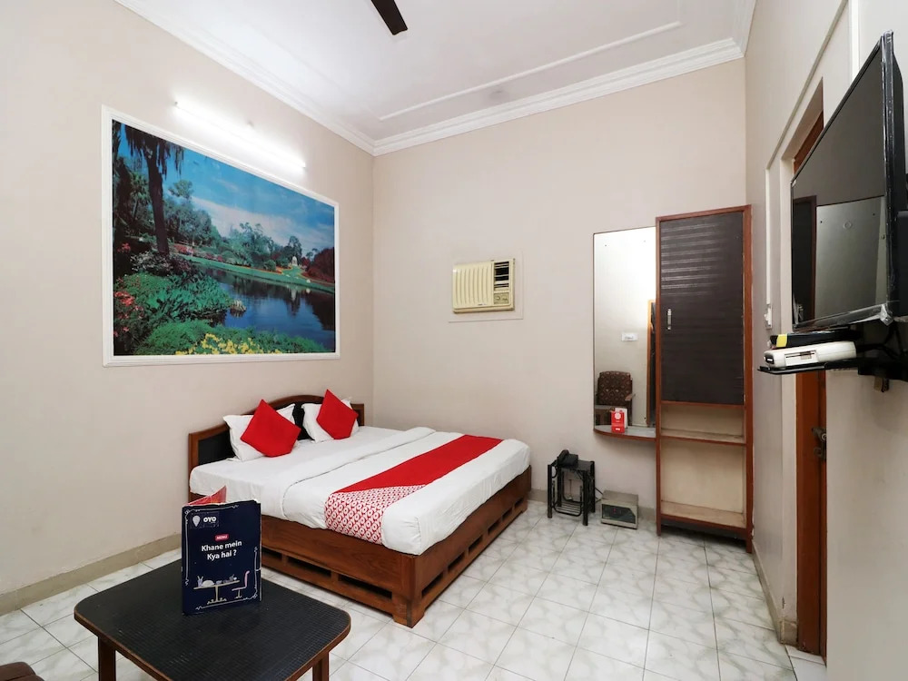 OYO 23721 Bd Guest House