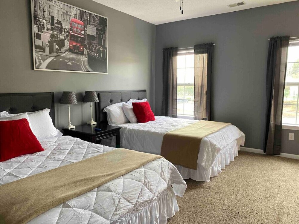 Putters Hideaway @ Legends Golf Resort