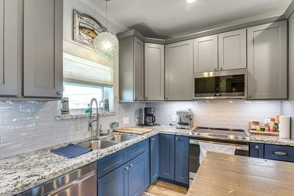 Walk to Sea Isle Beach: Updated Group Getaway!
