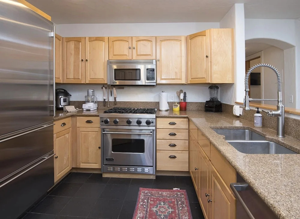 2109 B Chamonix 4 Bedroom Home by RedAwning