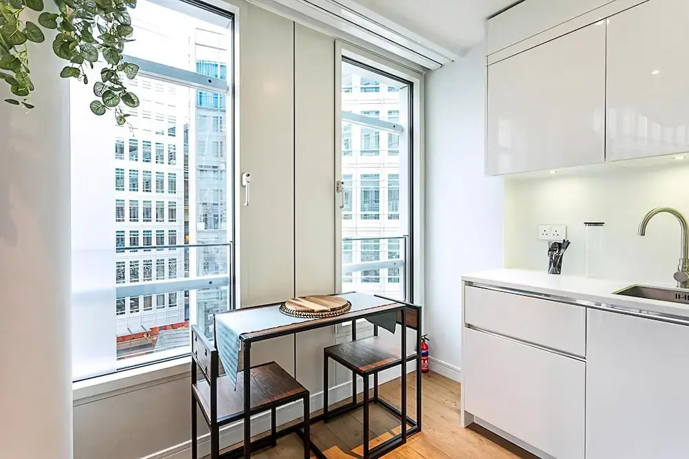 Idyllic Covent Garden Flat
