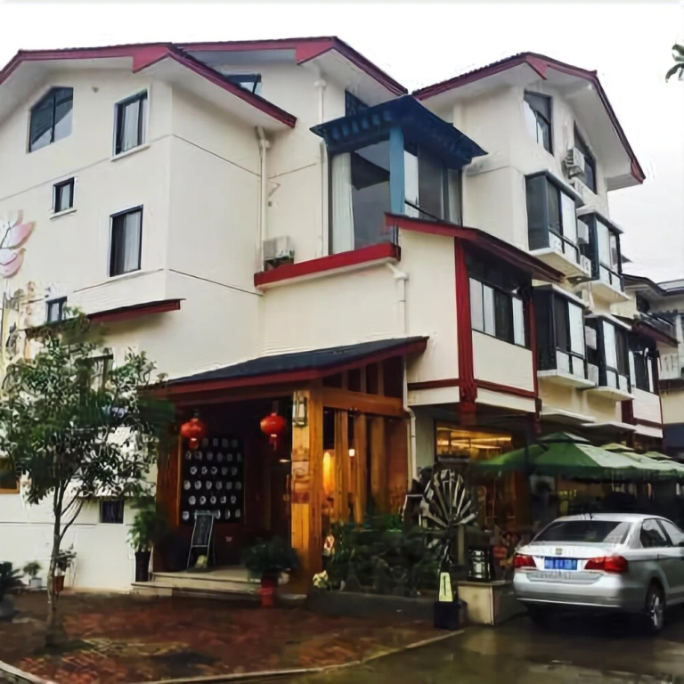 Sanqiushu Meixue Hotel (Wuyishan Yilv Yangguang No.3 Branch)