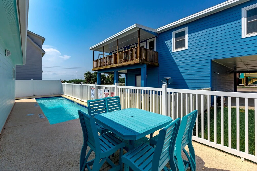 Island Time 102 by RedAwning
