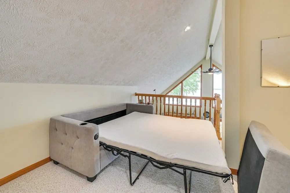 < 2 Mi to Brimley State Park: Lake Superior Home