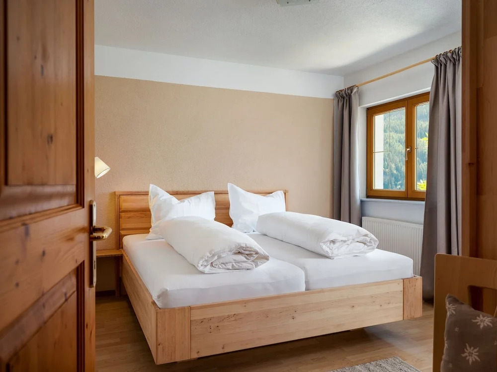 Cozy Apartment in Wenns With Mountain View