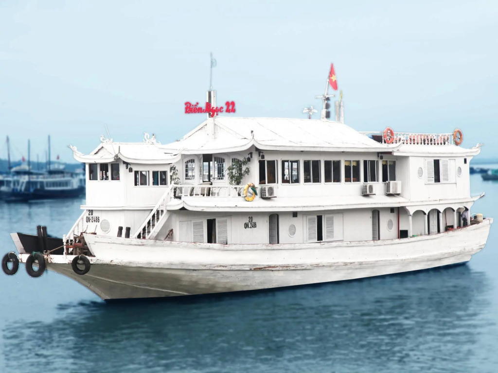 Bien Ngoc 22 Cruise