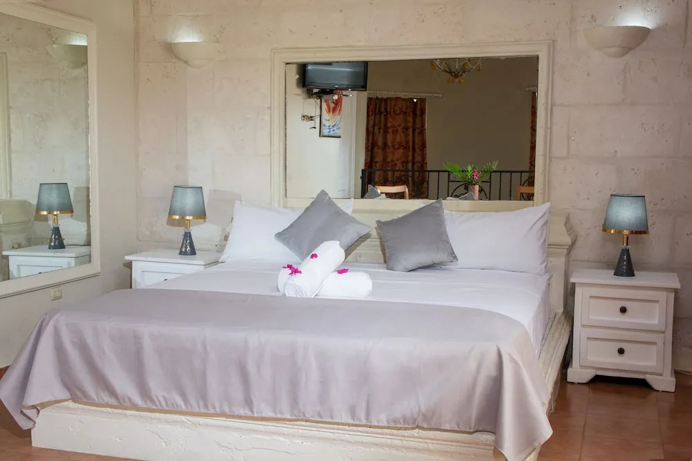 Hotel Castillo Real