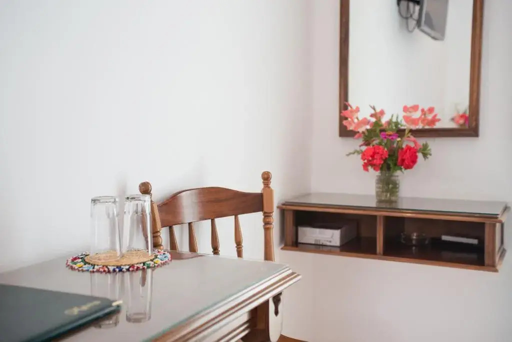 Adonis Hotel Naxos