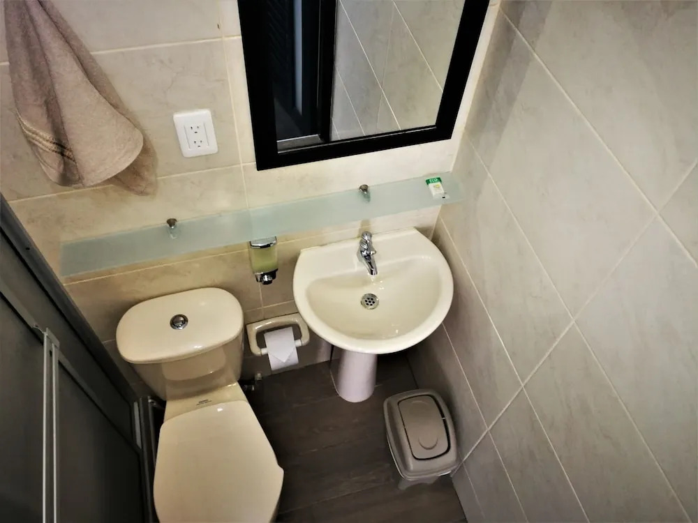 338 Home Hosting