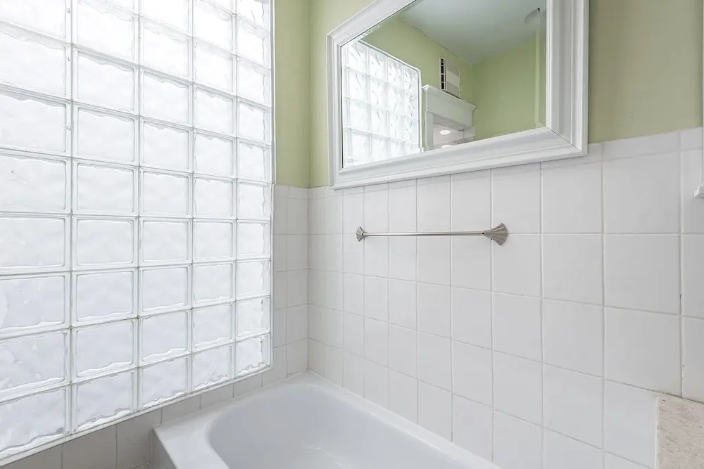 Beautiful 6BR Apt Near Olympic Stadium