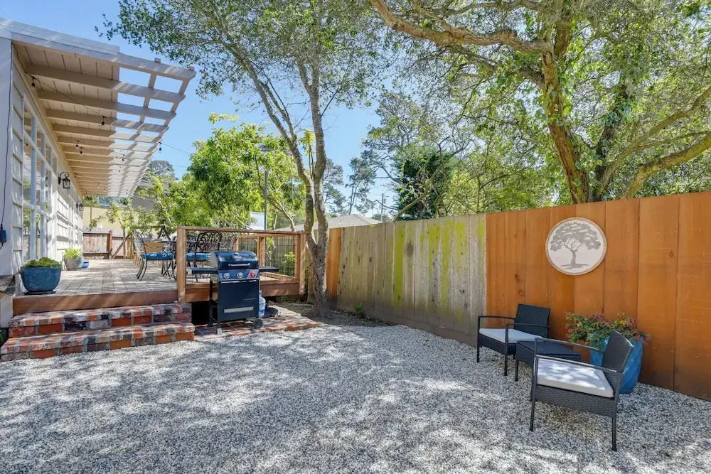Vacation Rental Home ~ 1 Mi to Carmel Beach!