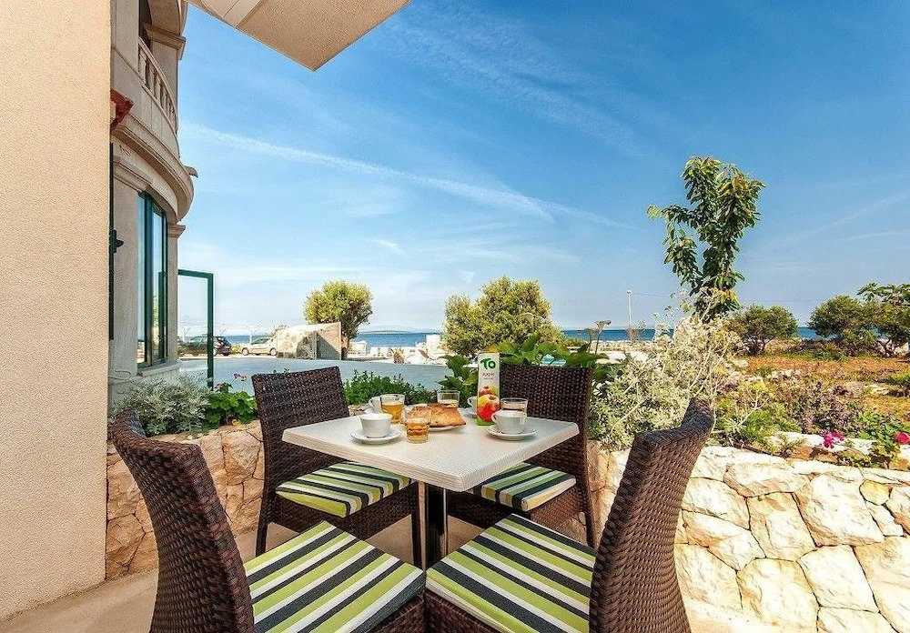 Apartments Ruzmarin