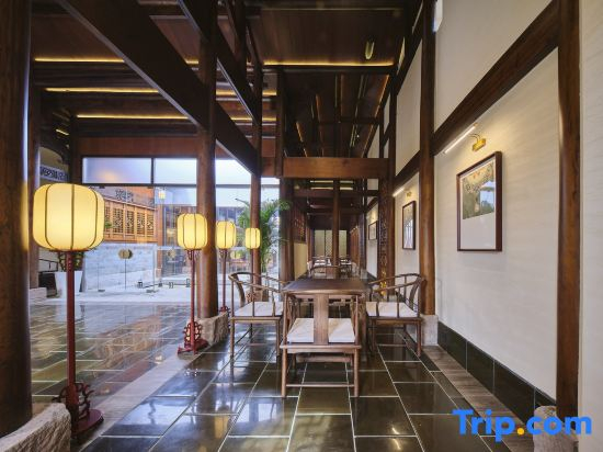 The Pinellow Dreams Hotel