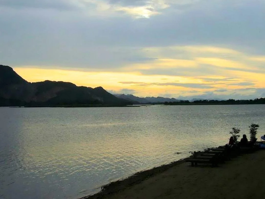 Monsane River Kwai Resort