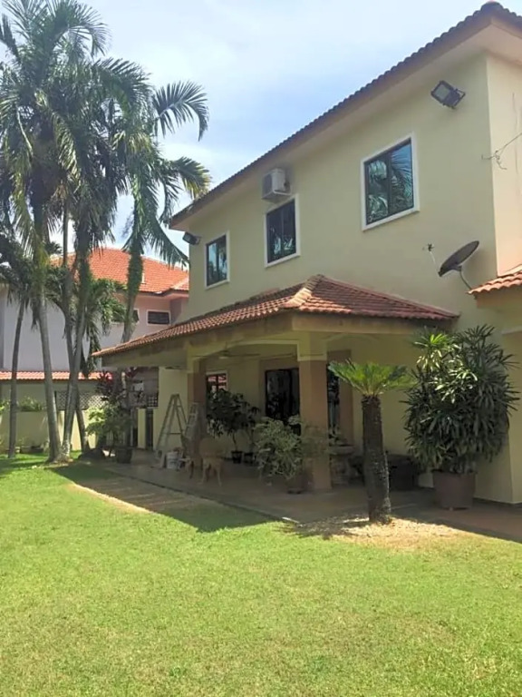 Sajitha Huest House