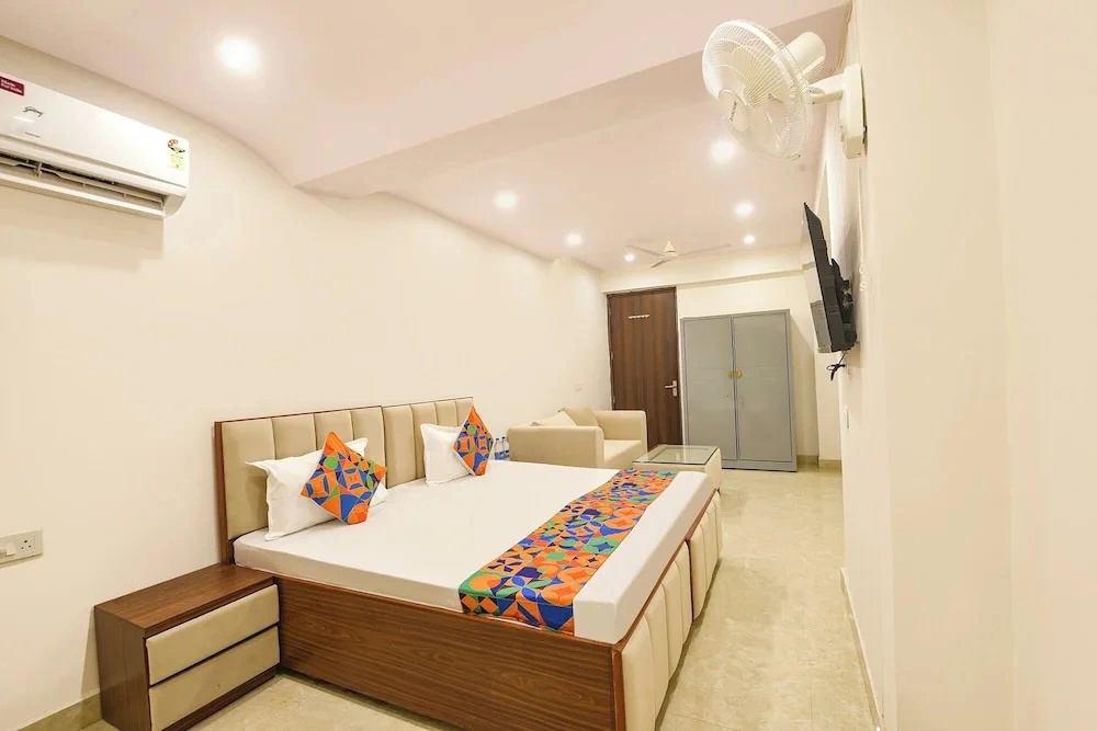 Fabhotel Durga Luxury Studio