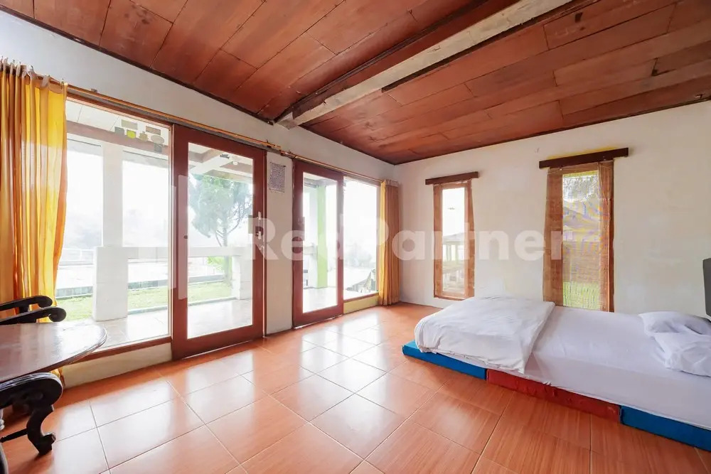 Villa Kampus Near Taman Safari Cisarua Puncak RedPartner